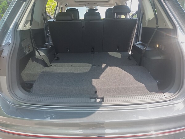 티구안 올스페이스의 3열 시트를 접은 모습 (사진=김수현 기자)