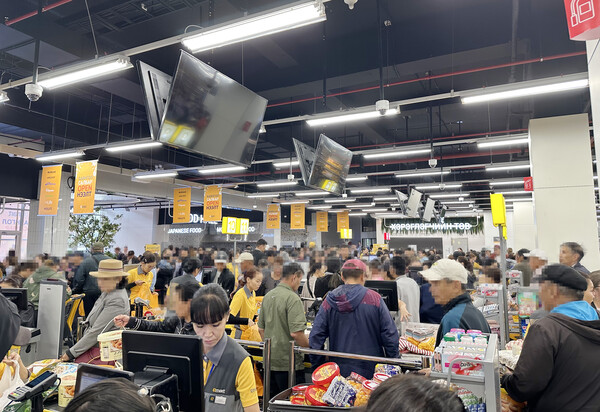 몽골 이마트 4호점 개점 첫 날 모습. ©이마트