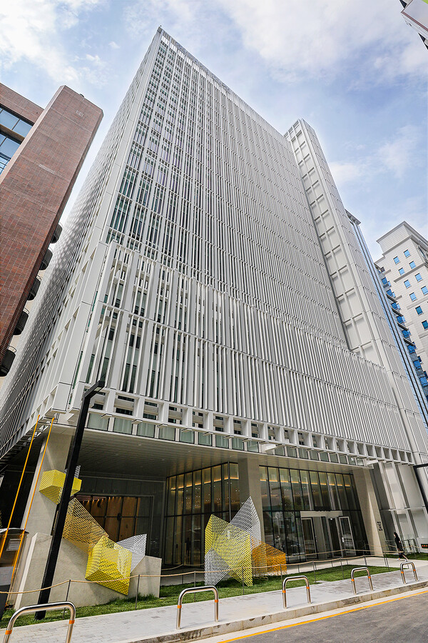 현대백화점 신사옥.