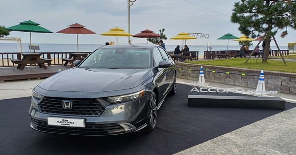 강원도 강문해변 시승 행사장에 전시된 ‘올 뉴 어코드’의 모습.