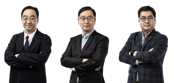 (왼쪽부터) 위메프 글로벌사업본부 이승욱 본부장, 패션뷰티사업본부 민경덕 본부장, 옴니플러스사업본부 권민수 본부장. (사진=위메프)