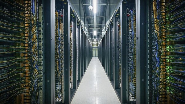 경기 안산시 한양대 에리카캠퍼스 내에 위치한 카카오 데이터센터 서버실의 모습. 사진=연합뉴스