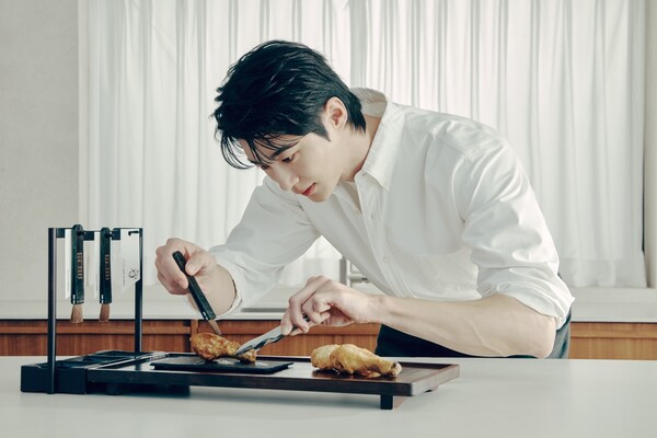 배우 변우석. (사진=교촌에프앤비)