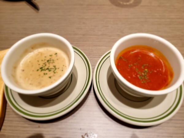 사진 오른쪽이 매콤한 '해장 스프'. (사진=구변경 기자)