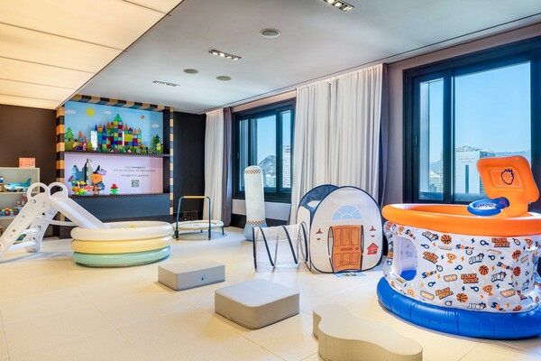 더 플라자 키즈 라운지 전경 (사진=한화호텔앤드리조트)