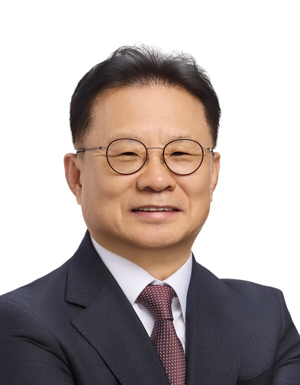 동원그룹은 26일 동원산업 지주부문 신임 대표이사로 김세훈 총괄임원을 선임했다. (사진=동원그룹)