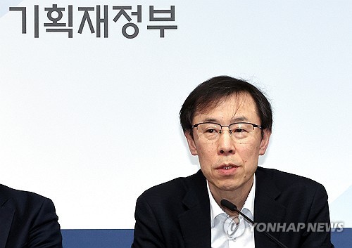 캠코 사장 후보로 선출된 정정훈 전 기재부 세제실장. 사진=연합뉴스