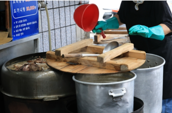 칠성시장 내 곰탕집. 사진=연합뉴스.