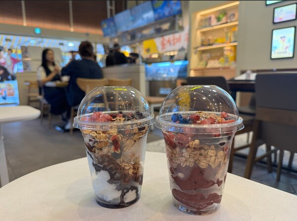 요거젤라또 초코베리믹스 (사진=메가MGC커피)