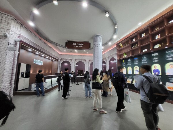 1층 '고메 스트리트'. (사진=구변경 기자)