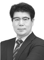               정인홍 부국장.