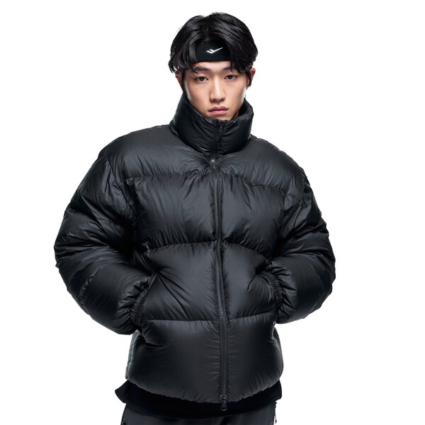 프로-스펙스 우븐 다운 자켓 화보 (사진=프로-스펙스)