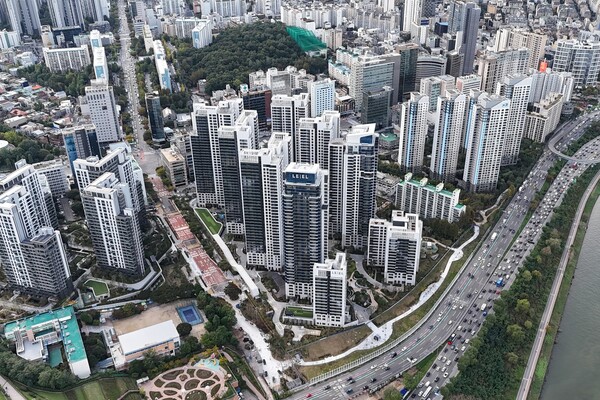 서울 강남구 청담동에 들어선 '청담 르엘' 아파트 전경. 롯데건설 제공.