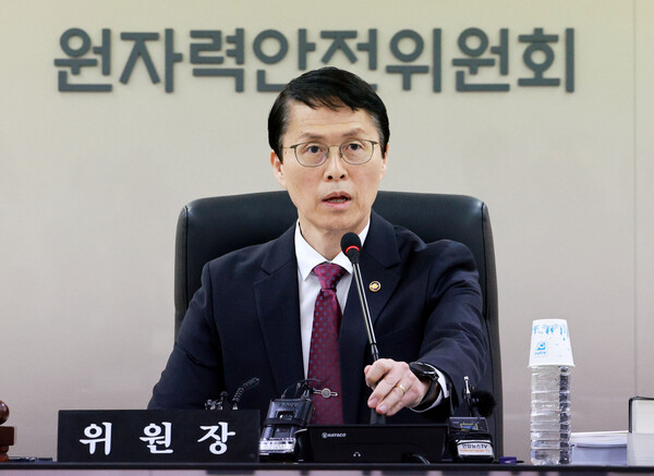 발언하는 최원호 위원장. 사진= 연합뉴스.