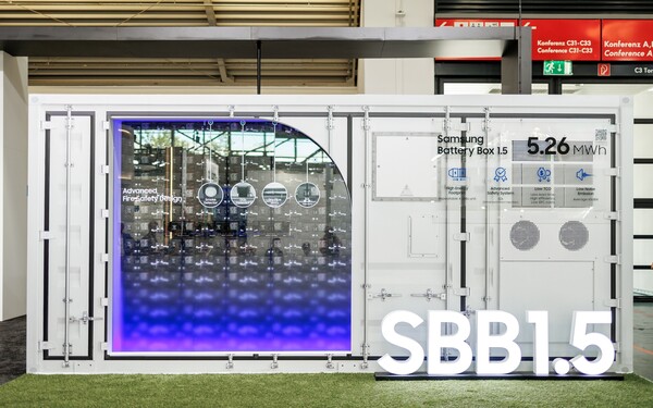 삼성SDI ESS 중대형 배터리. 사진=삼성SDI 제공.