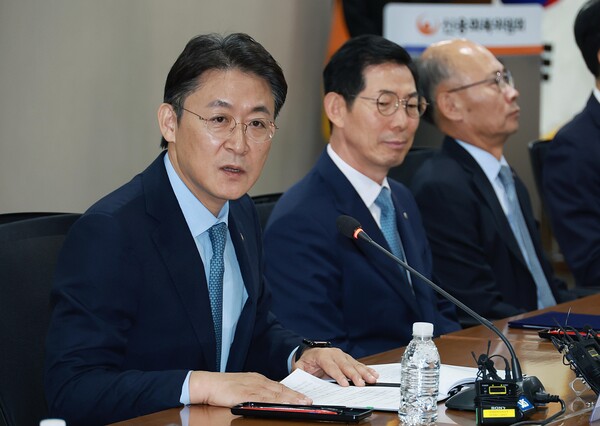 권대영 금융위원회 부위원장이 지난 14일 서울 중구 신용회복위원회 본사에서 열린 '금융위원회·신용회복위원회 채무조정 이행자를 위한 특례 대출인 새도약론 지원을 위한 협약식'에서 발언하고 있다. 사진= 금융위원회.