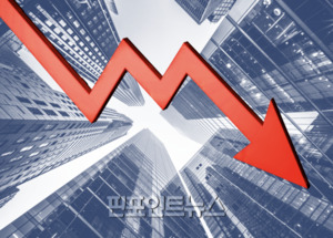 쏘카 주가 다시 들썩...서비스지역 확대로 실적개선 기대 - 뉴스 썸네일 이미지