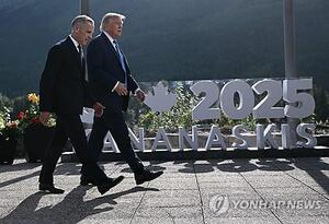 <b>캐나다</b>, '<b>디지털세</b>' 전격 <b>철회</b>