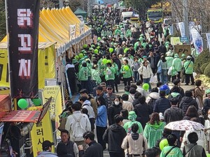 "책임은 내가 지겠다" 강진원 군수 '뚝심 행정' 통했다 - 뉴스 썸네일 이미지