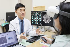 독립형 DTx부터 융합의약품까지...'디지털 헬스케어' 뜬다 - 뉴스 썸네일 이미지