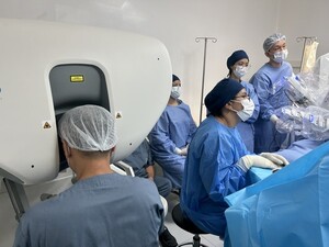수술로봇 시대...韓 기술력 어디까지 왔나 - 뉴스 썸네일 이미지