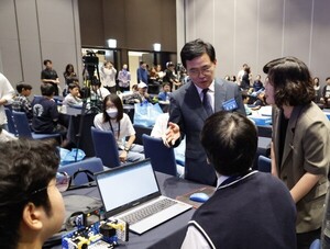 진교훈 강서구청장, “인공지능, 결국 사람을 향해야”